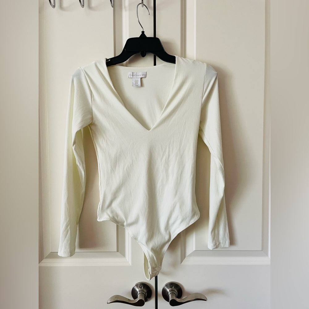 House of Harlow 1960 Cream Long Sleeve Bodysuit